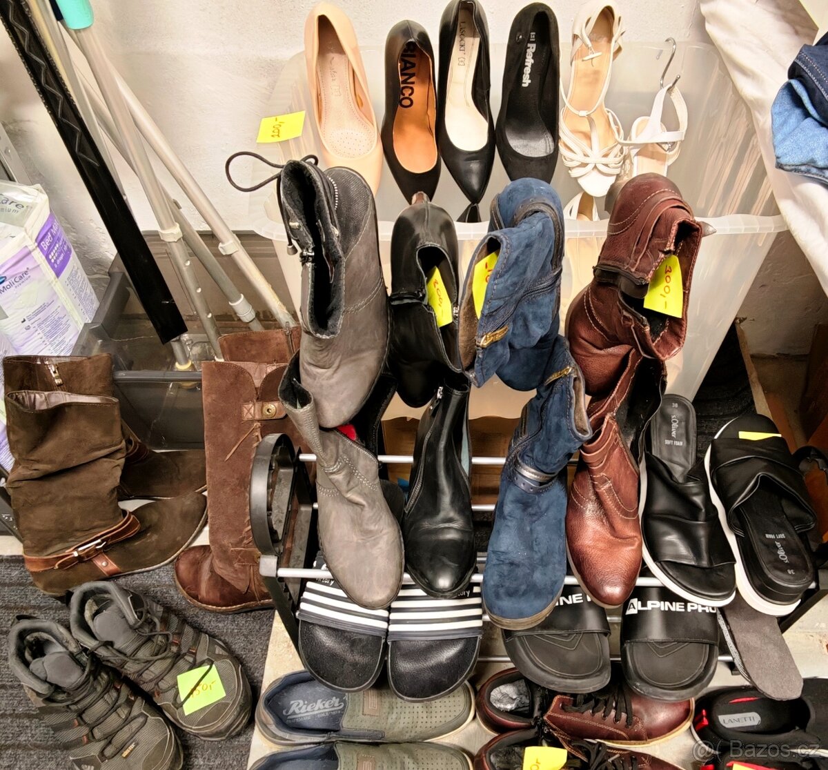 Dámské i pánské oblečení. - 6