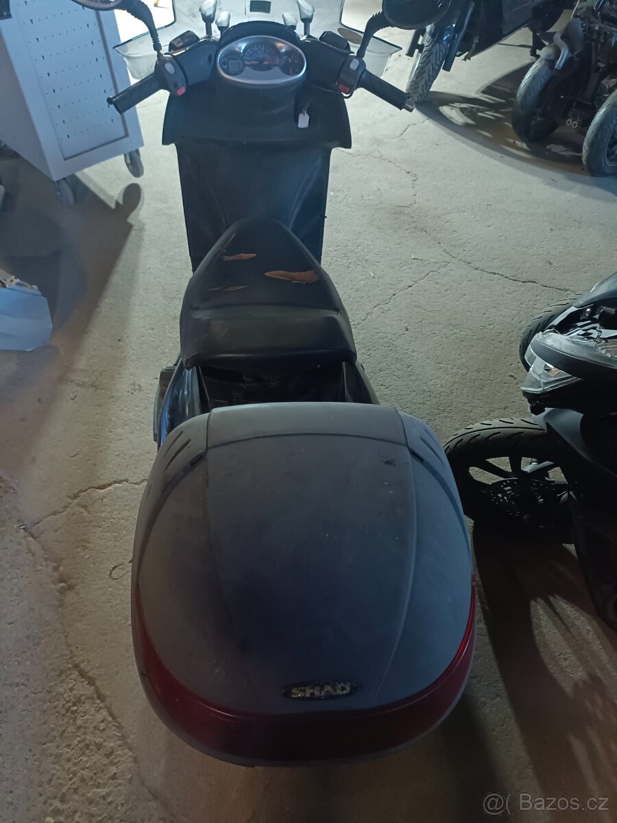 Yamaha Majesty 125 - 6