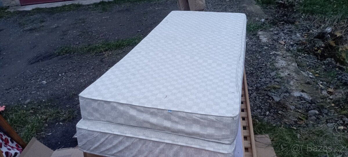 Rozkládací dřevěné postele - 6