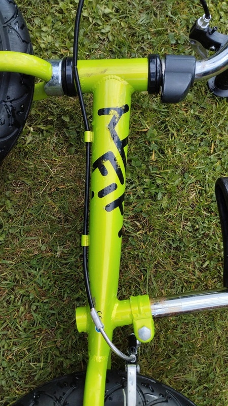 Dětské odrážedlo Fifty Fifty s přední brzdou po 2 dětech 3-5 - 6