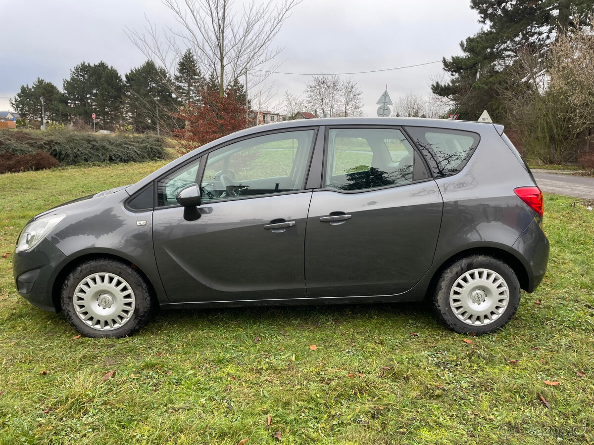 Opel Meriva B, 1.4 T, 88kw, benzin, tažné, serviska - 6