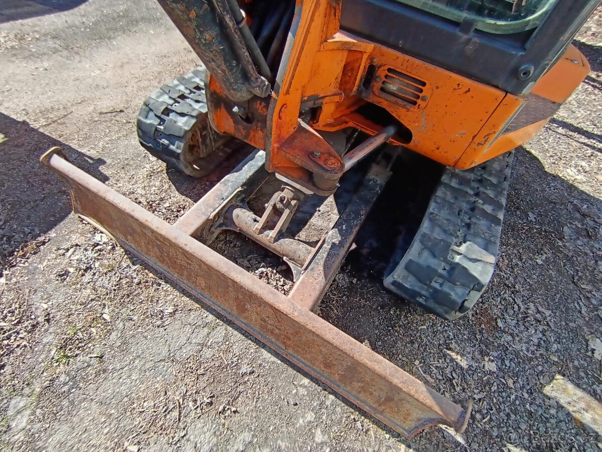 Minibagr Hanix H36 R 3,6 tuny - 6