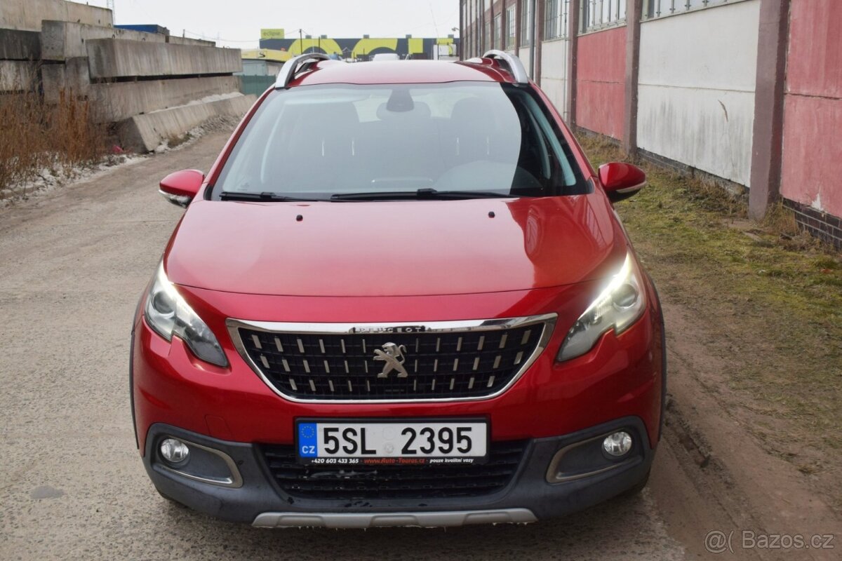 Peugeot 2008 1.2 PureTech ALLURE/VÝBAVA/MAN - 6