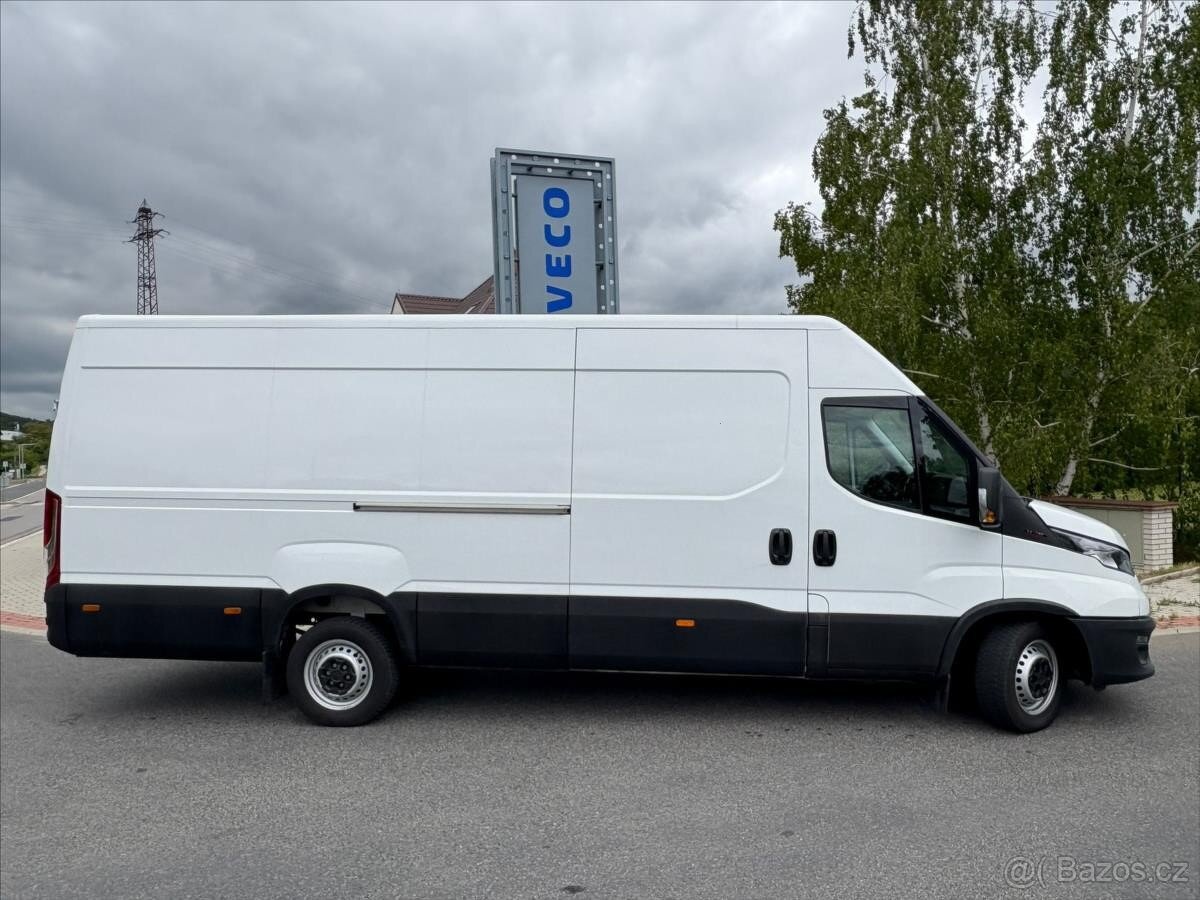 Iveco Daily 3,0 35S18HV 16cm3 (2023) - 6