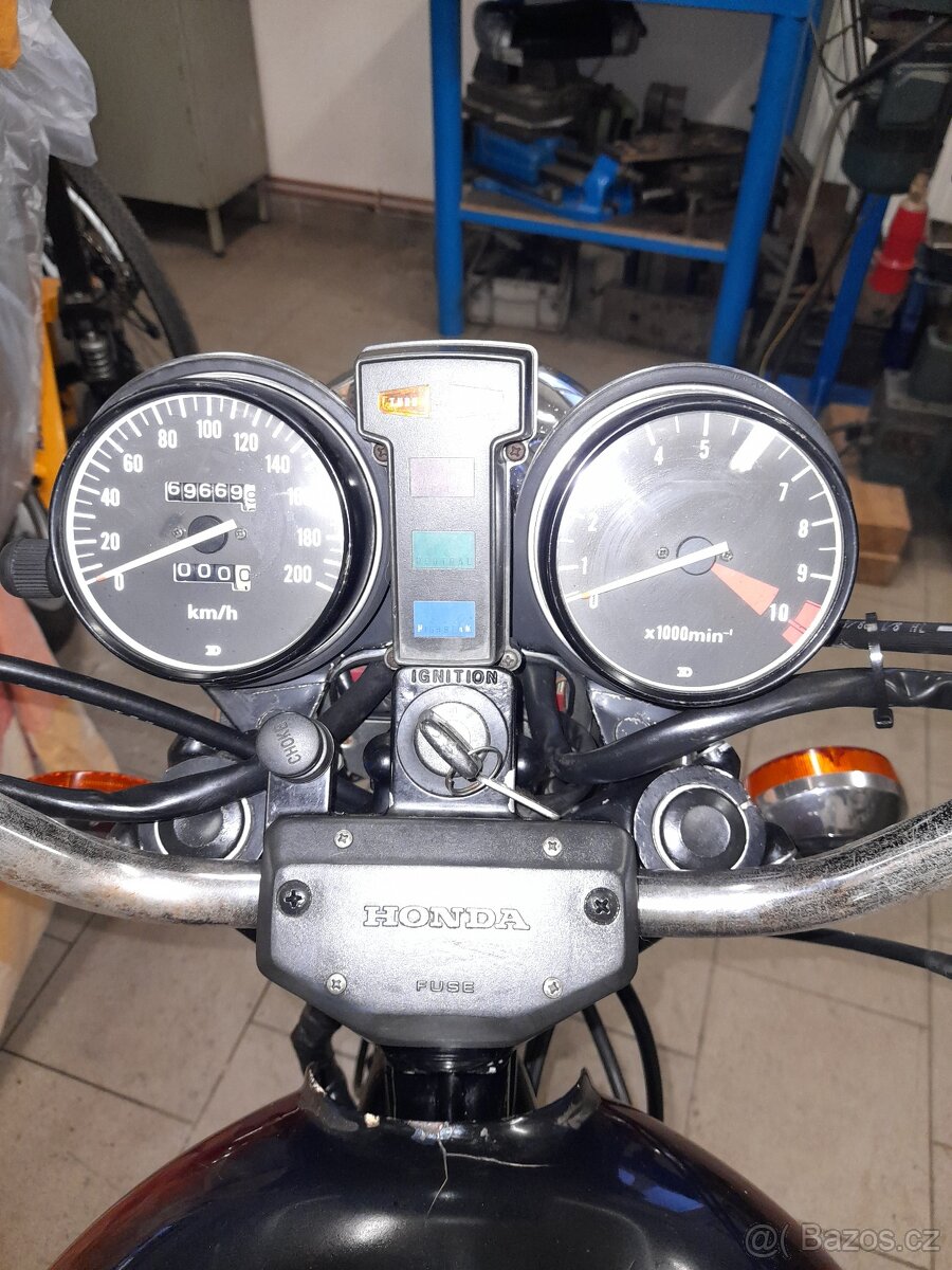 Honda cb 650c r.v.1981, 46 kw - 6