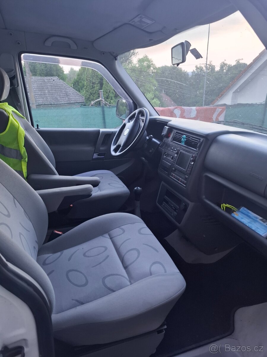 Volkswagen Multivan T4 2.5 TDi 111kW - 6