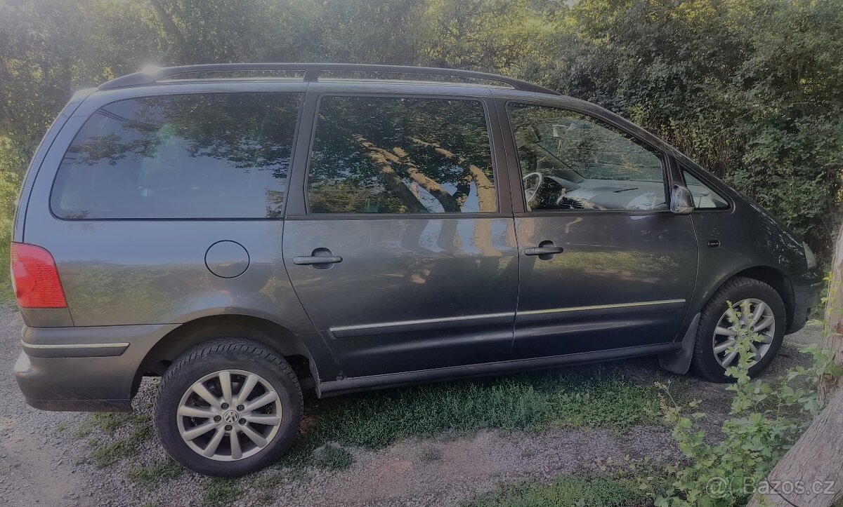 Na náhradní díly VW Sharan 2.0 TDi 103 kW, motor BRT - 6