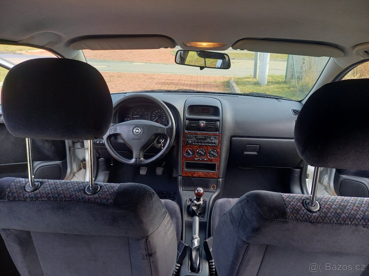 Opel Astra - 6