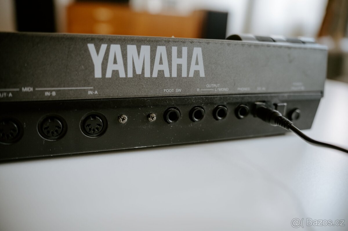Yamaha QY700 – MIDI sequencer / workstation - 6