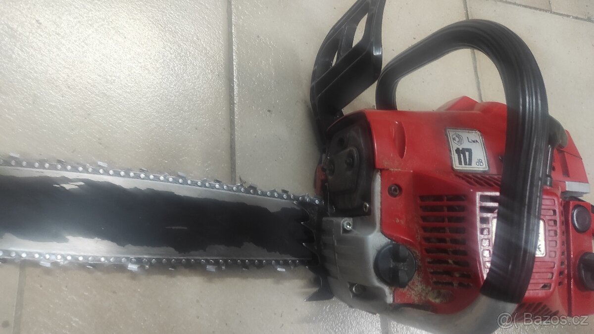 Prodám motorovou pilu HECHT - 6