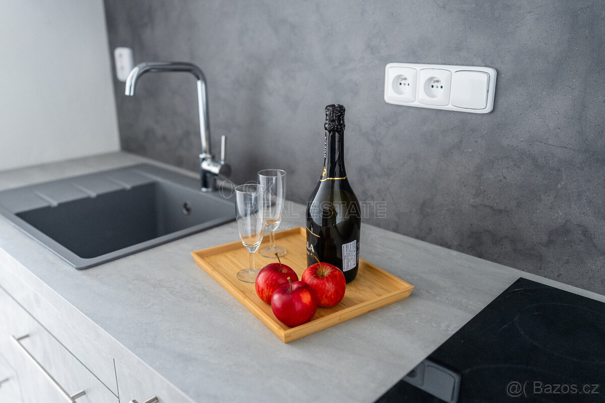 Pronájem bytu 2+kk 49m Praha 15 - 6