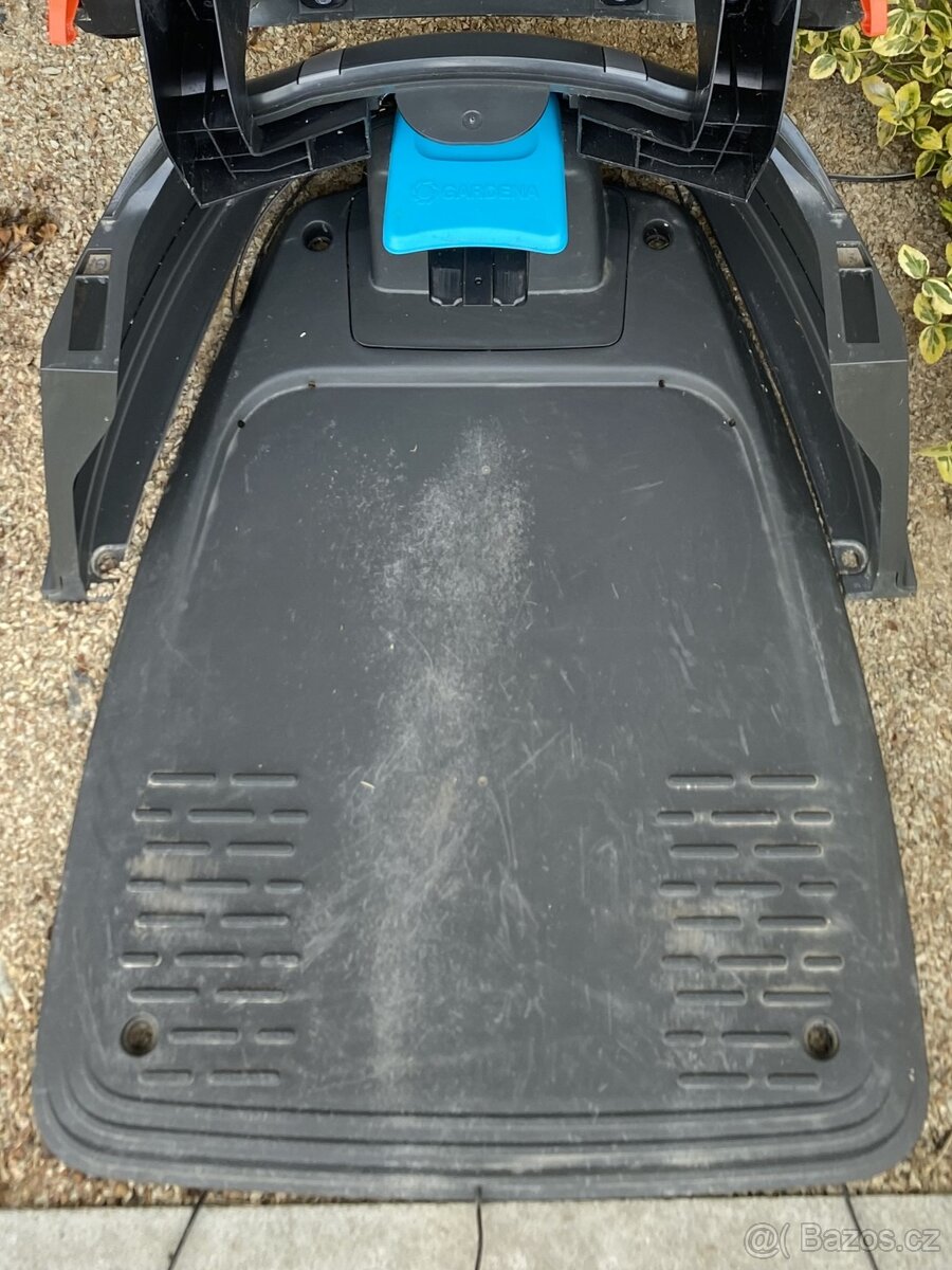 Robotická sekačka Gardena Smart SILENO City 500 - 6