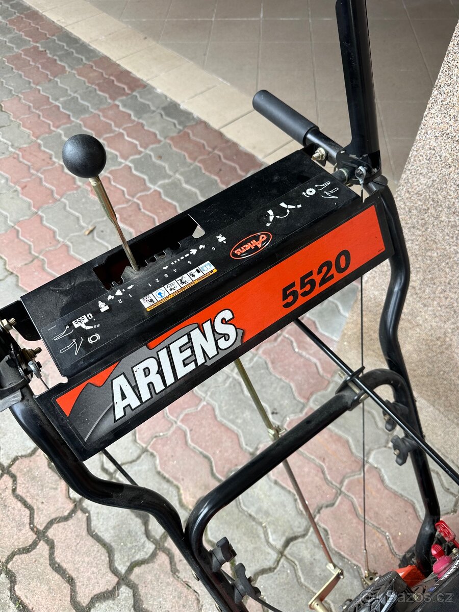 Sněžná fréza Ariens 5520 - TOP stav - video - 6