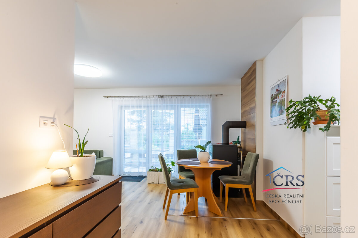 Kompletně zrekonstruovaná chata k trvalému bydlení - Říčany - 6