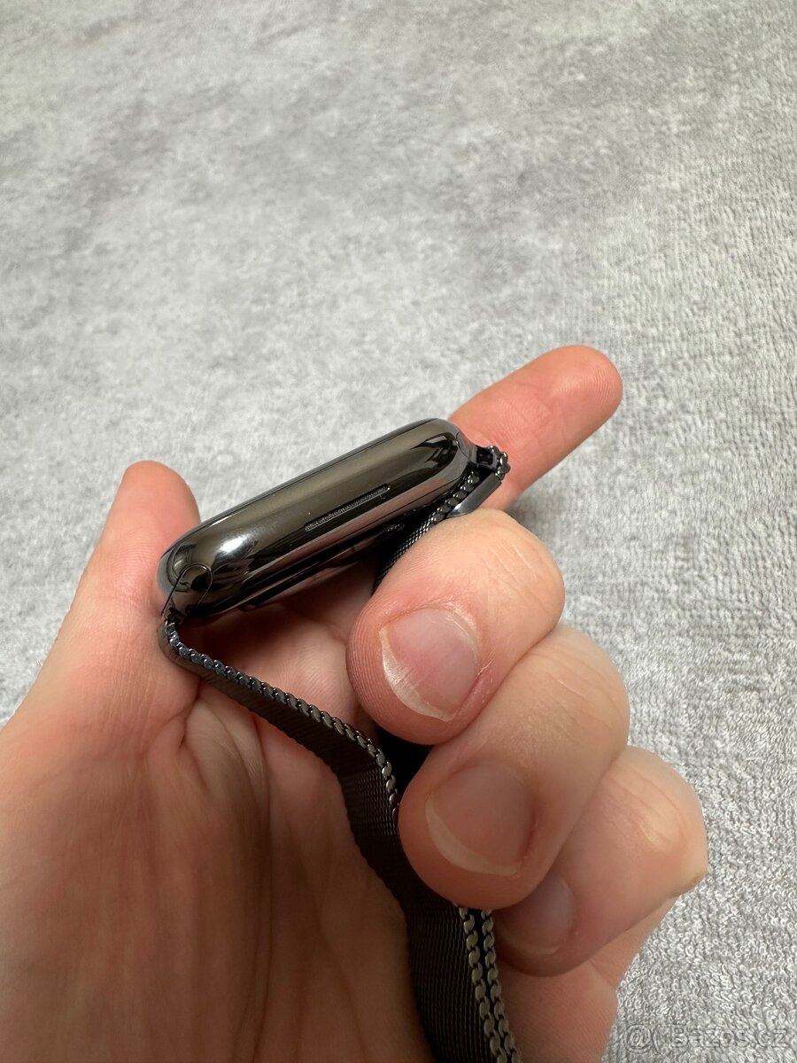 Hodinky Apple Watch Series 8 45mm cellular - 6