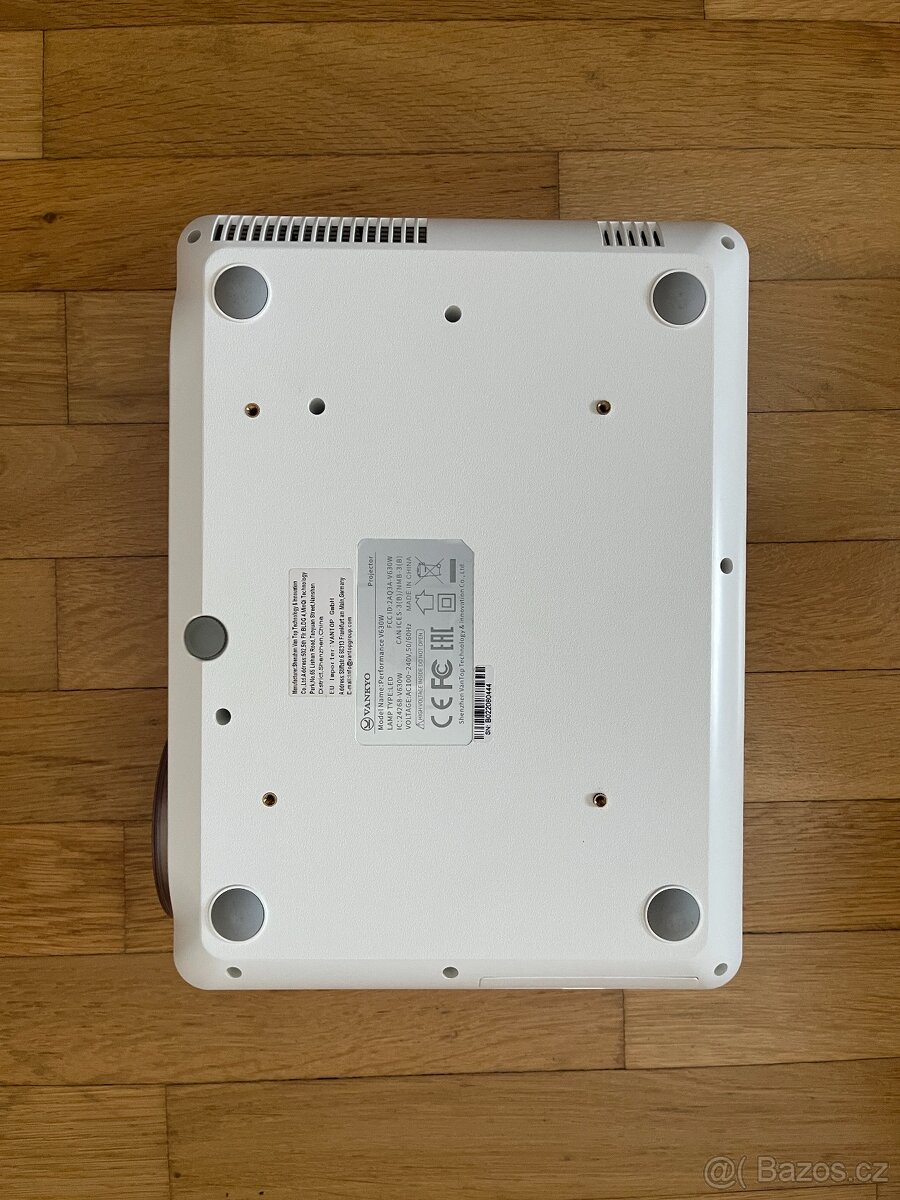 projektor Vankyo Performance - 6