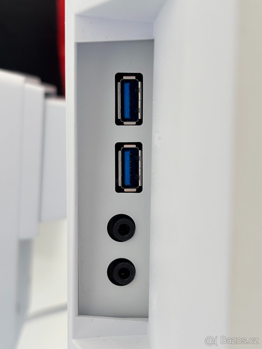 Bílé monitory EIZO, s odpočtem DPH: Set 24" a 22.5" - 6