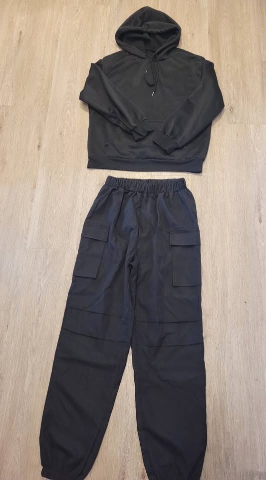 25 ks dámského oblečení vel. M-L - 6