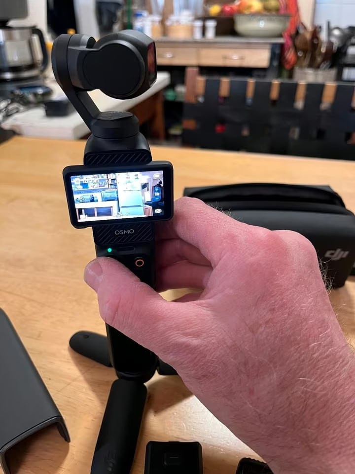 DJI Osmo Pocket 3 Creator Combo - 6