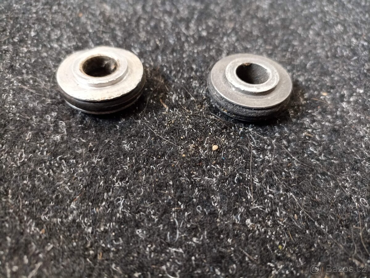 Zadní odrazka,víko spojkové, Stadion s11 - 6