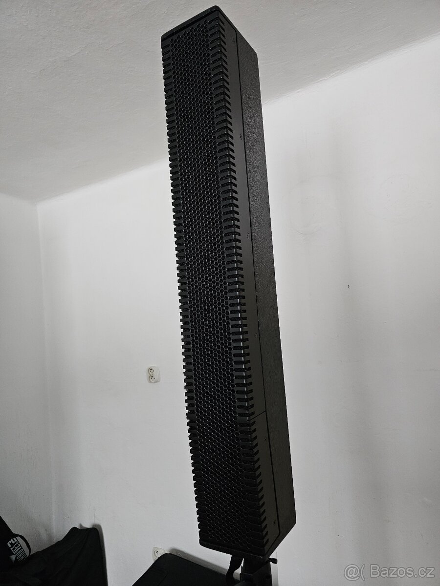 RCF Evox 12 s přepravními obaly - 6