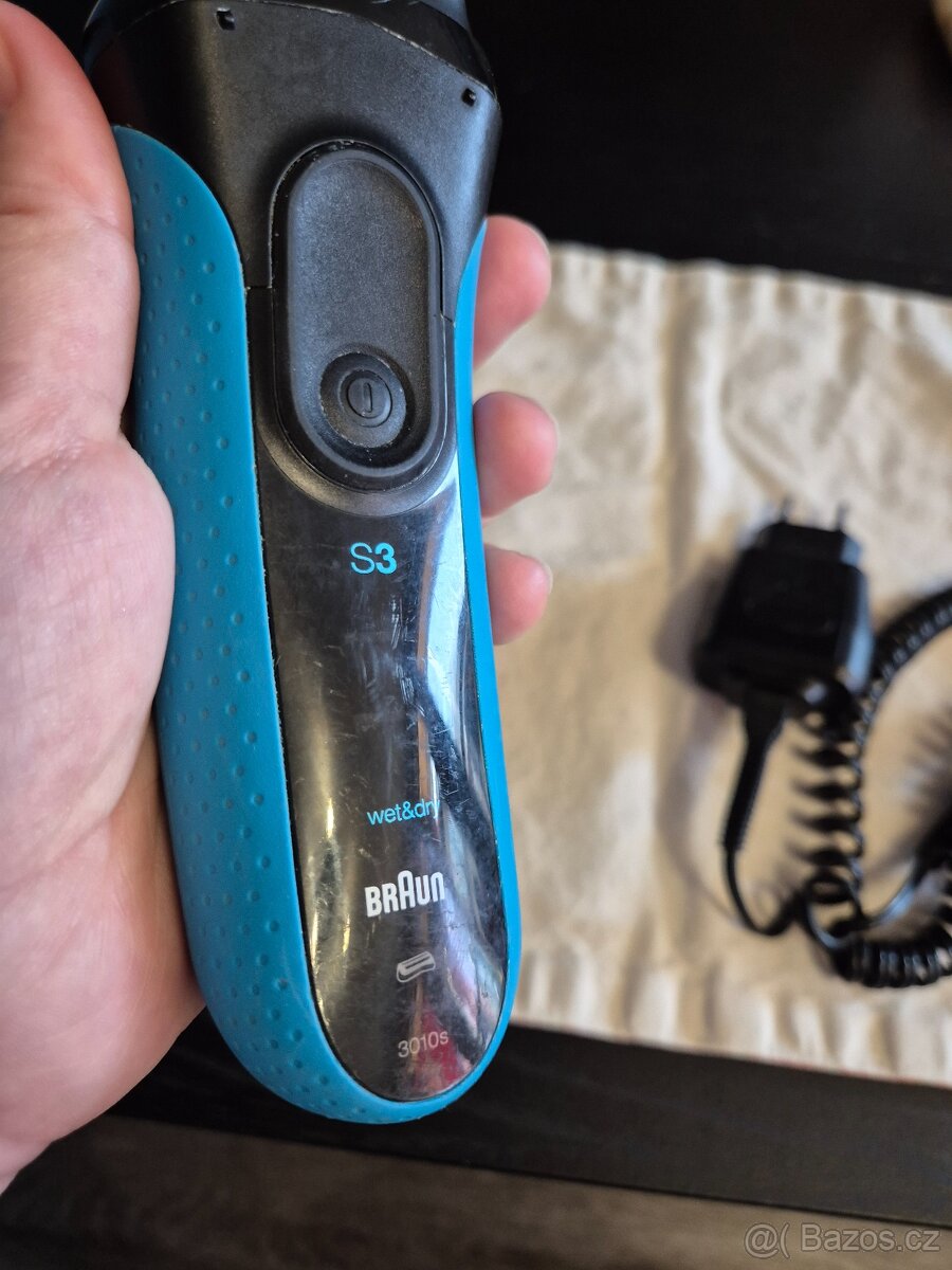 Holící strojek Braun - 6