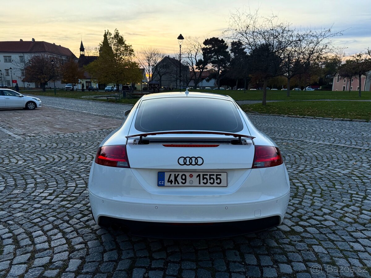 Audi TT 2.0 TDI 125 Kw S-Line Facelift - 6