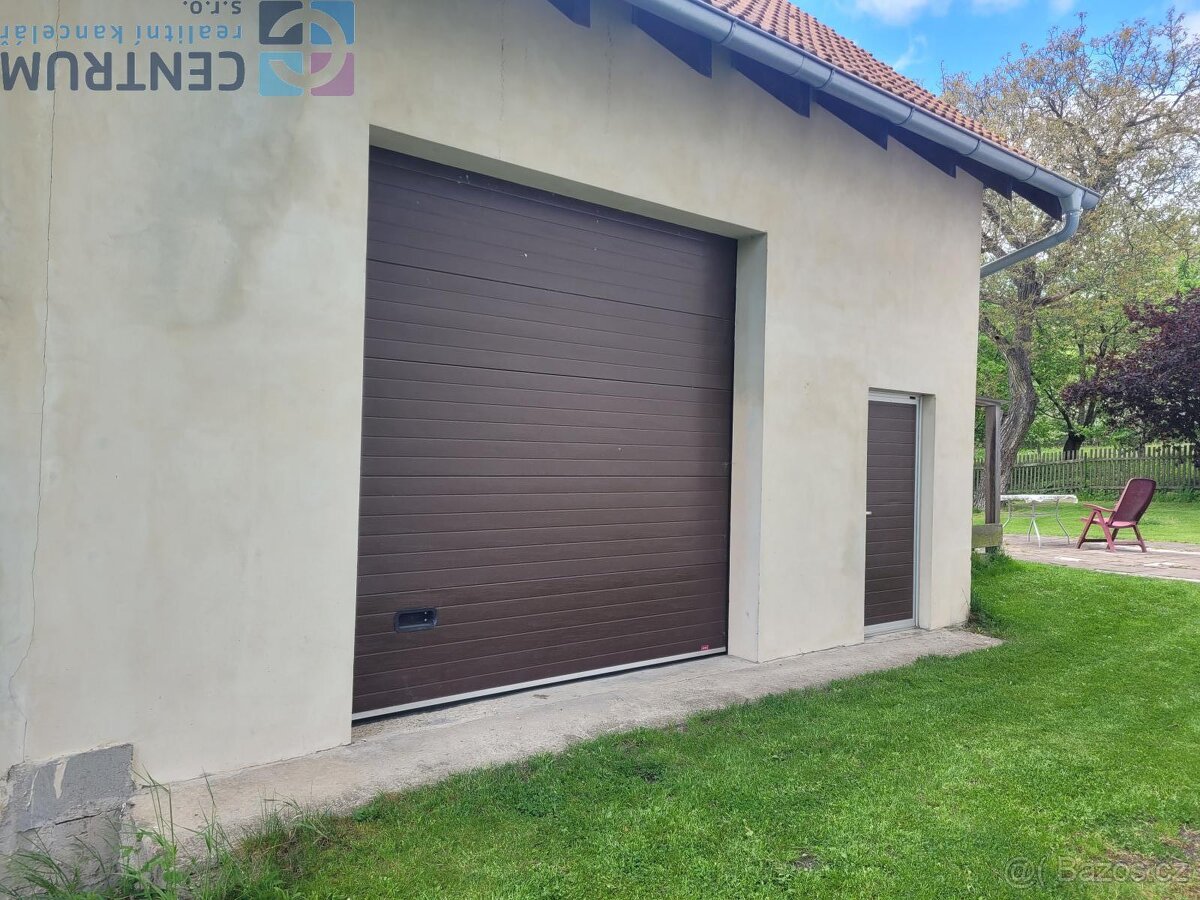 Rodinný dům v obci Bláhov u H - 6