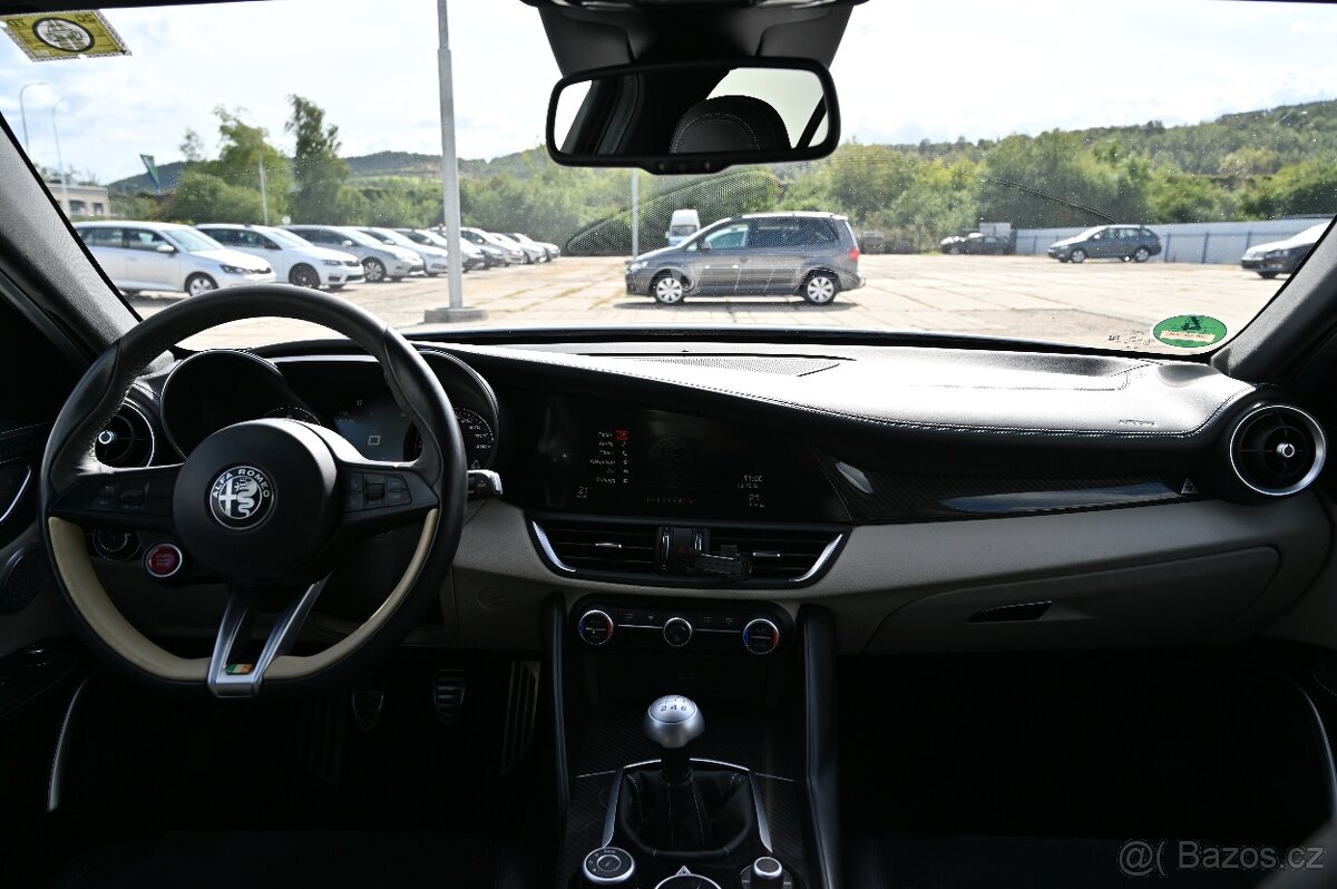 Alfa Romeo Giulia 2.9 V6 Quadrifoglio 375KW 2/17 - 6