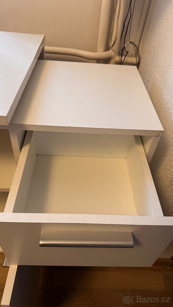 Pracovní stůl - 6