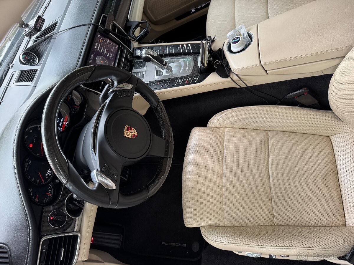 Porsche Panamera turbo S 550ps - 6