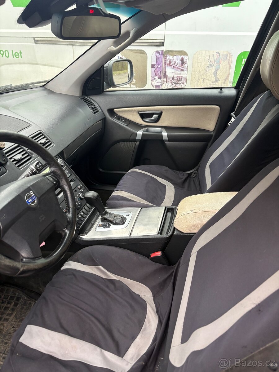 Volvo XC90 - 6