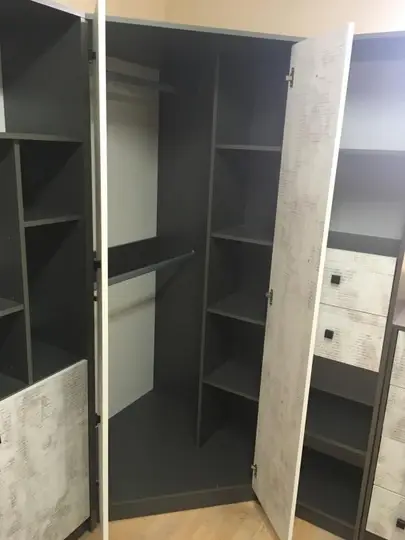 Rohová skříň, komoda i psací stůl - 6