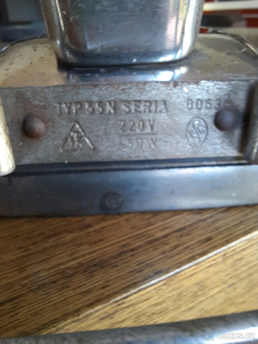 stará žehlička - 6