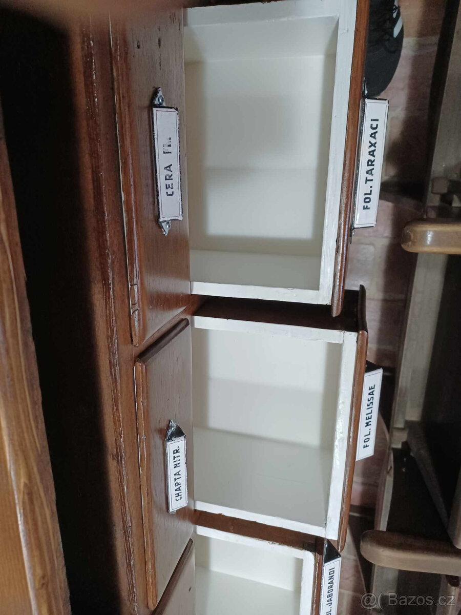 Starožitná lékárenská tára - šuplíkovač, komoda - 6