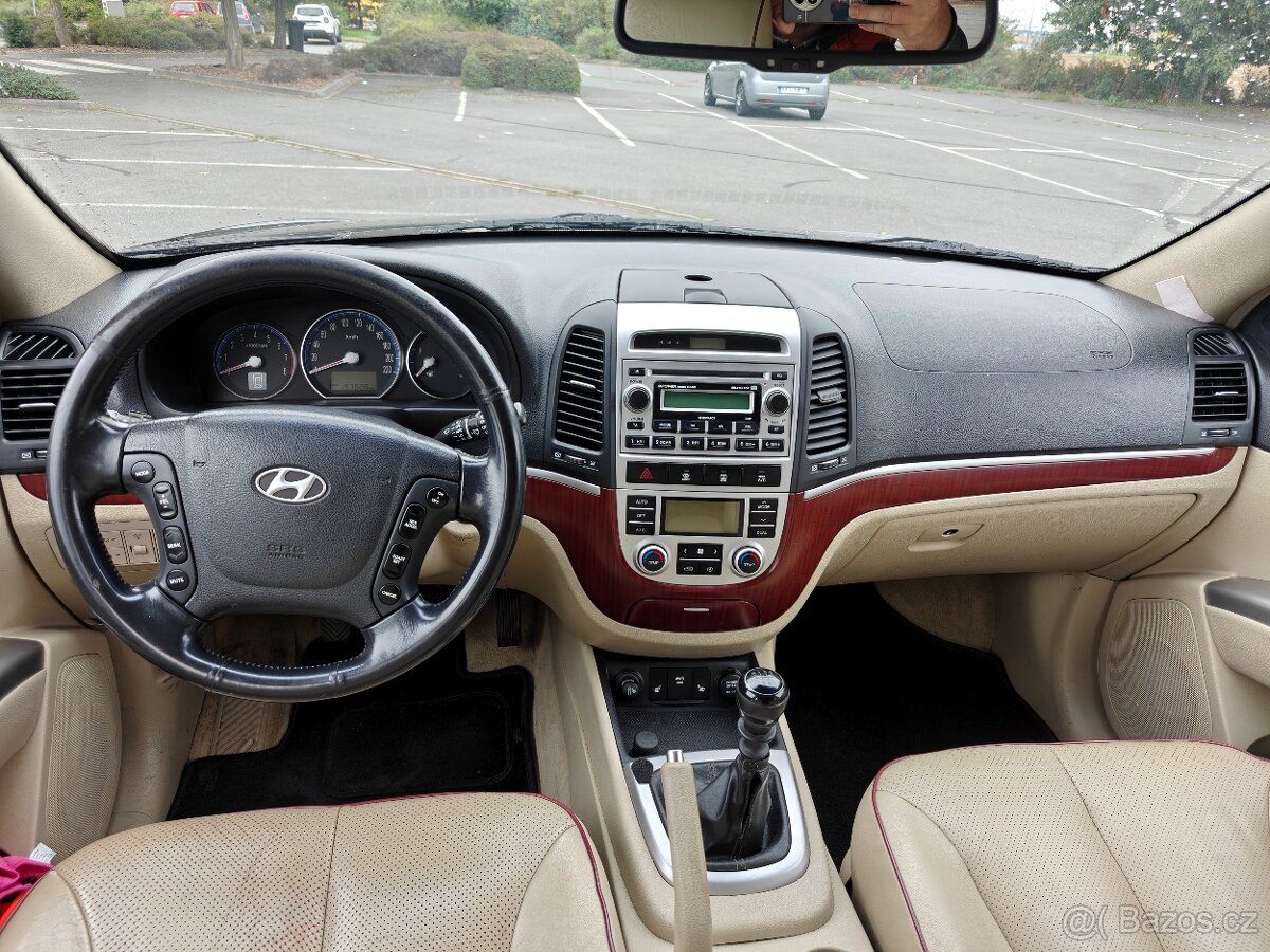 Hyundai Santa Fe 2.7i V6, 4x4 - 6