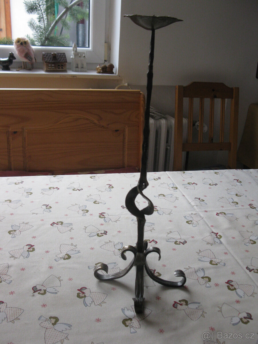 Kované,staré svícny,ke krbu+2 sošky,Vánoční dekorace,žabky - 6