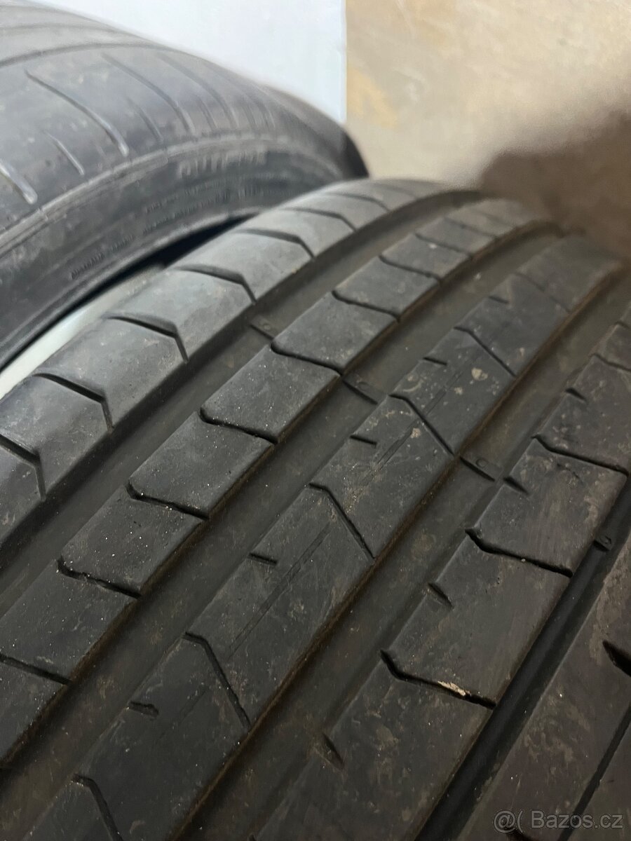 Pneu 224/40/18 Pirelli - 6