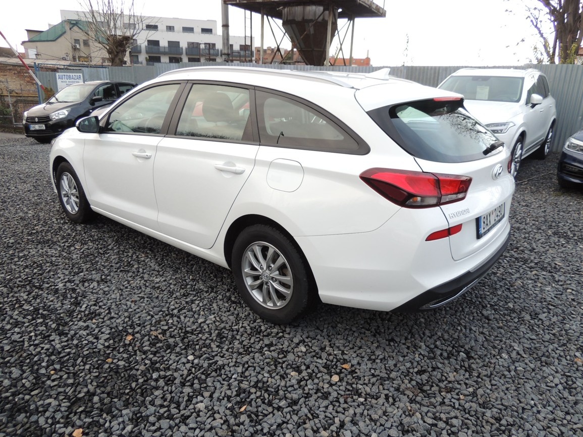 Hyundai i30 Combi,1.6CRDi,2021,97000km,ČR,1maj.-21%DPH - 6