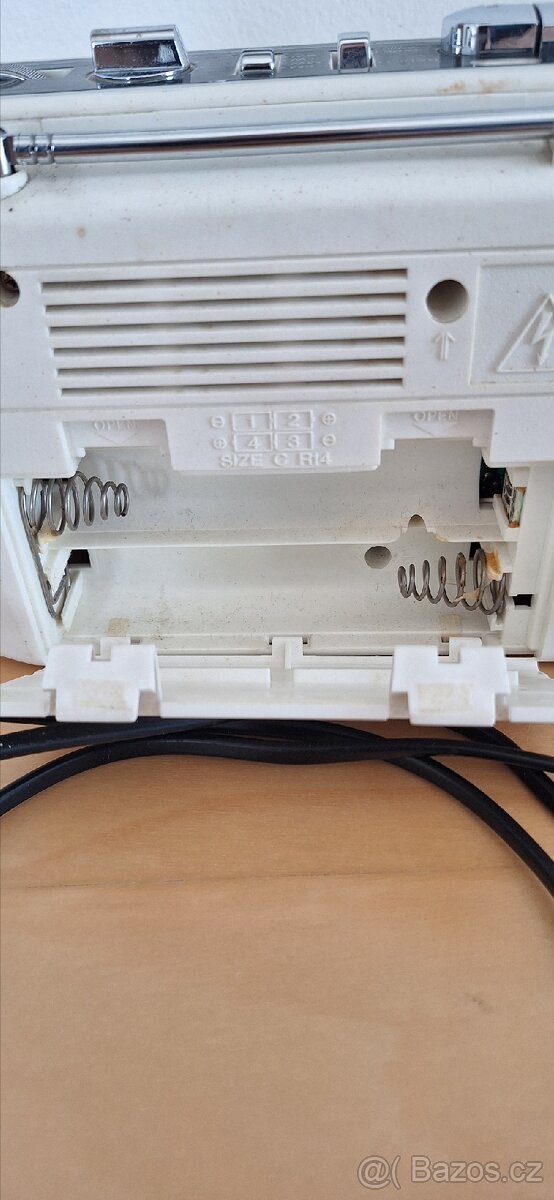 Radiomagnetofon Sony. - 6