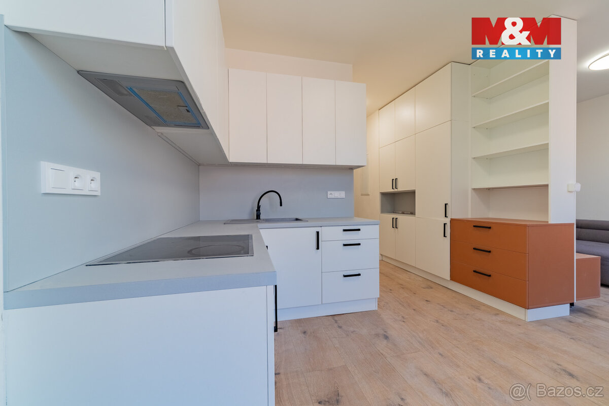 Pronájem bytu 2+1 v Aši, ul. Jiráskova - 6