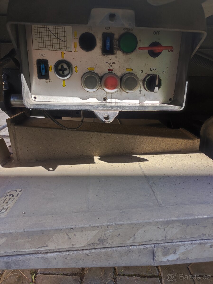 Skládací hydraulická plošina na auto, - 6