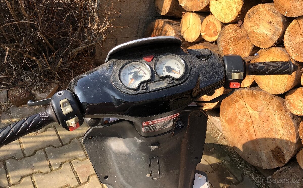 Jonway 50 Kingway skutr - 6