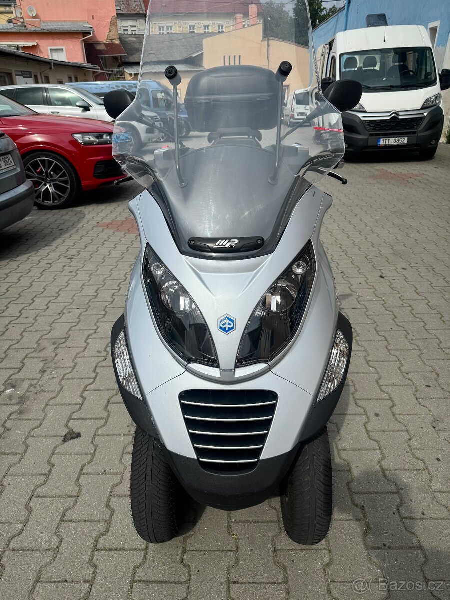 Piagio MP3 125cm - 6