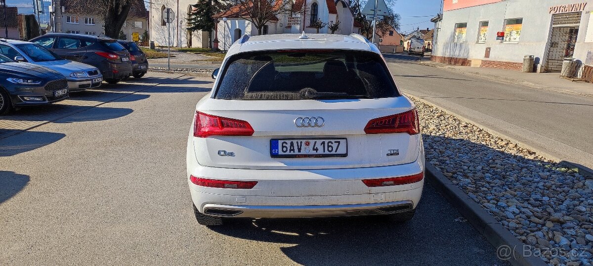 Prodám Audi Q5 - 6