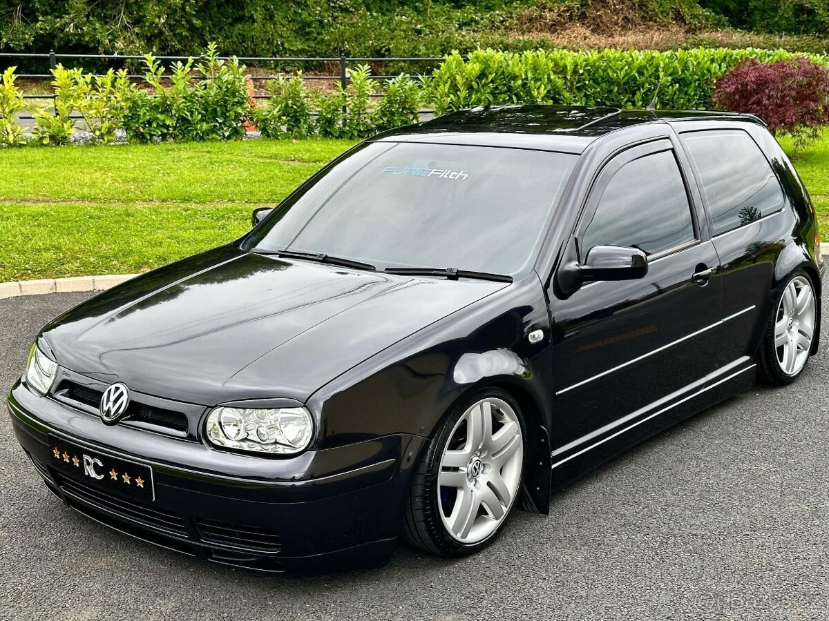 Caractere maska golf 4 - 6