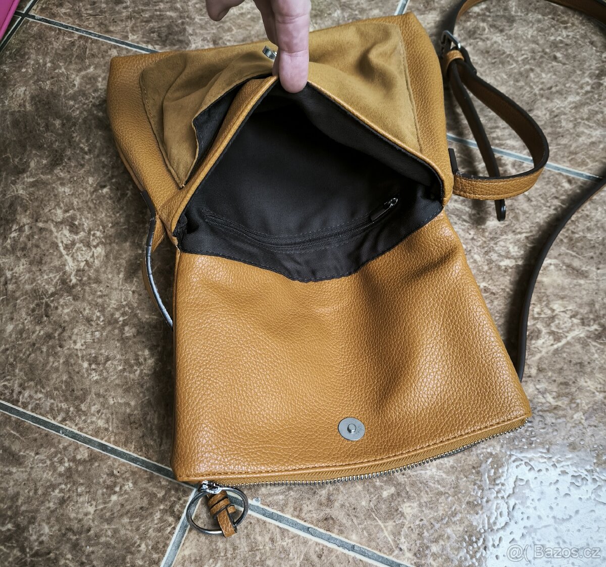 Hořčicově žlutá kabelka - 6