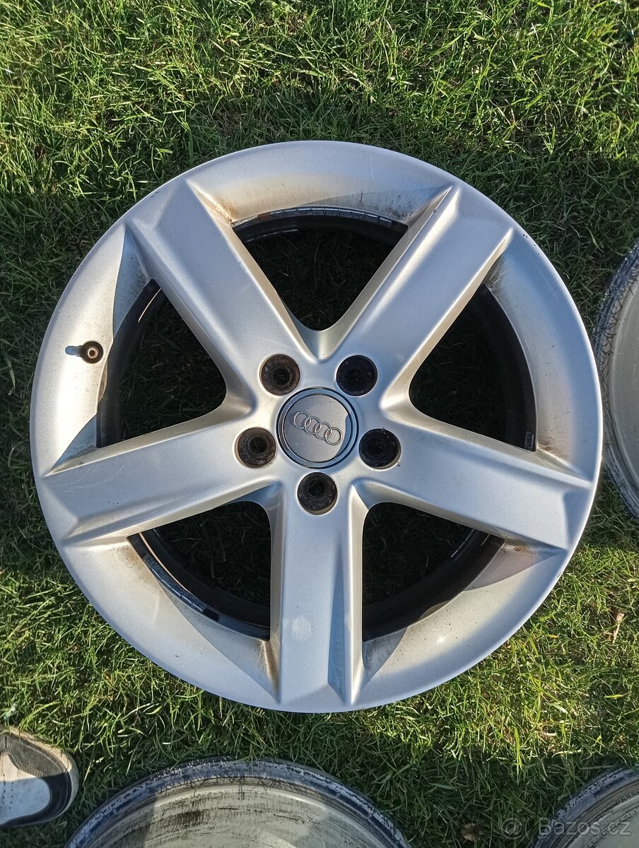 Kola Audi r17 - 6