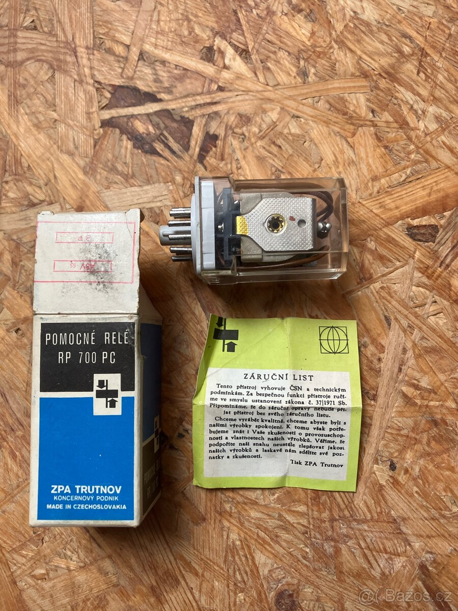 Pomocné relé RP 700 PC - 6