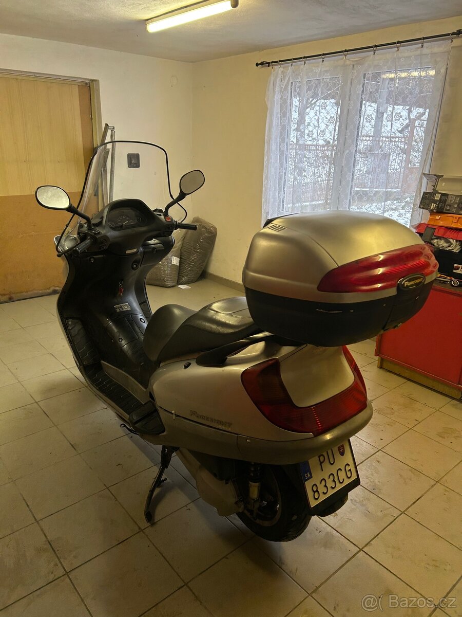 Honda scooter 250 - 6